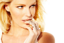 Caroline Winberg - Donna Fumoso
